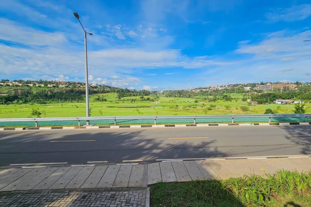 Complete 4-Bedroom House Facing Kigali Golf Course מראה חיצוני תמונה